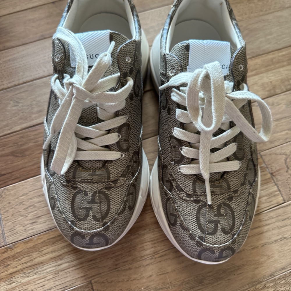 Gucci sneakers - Picture 2 of 4